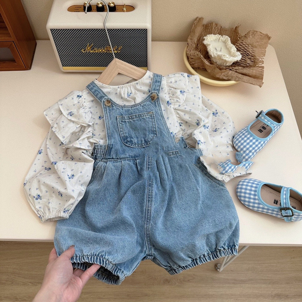 Ensemble fille - Short jean à bretelles et chemise fleurie