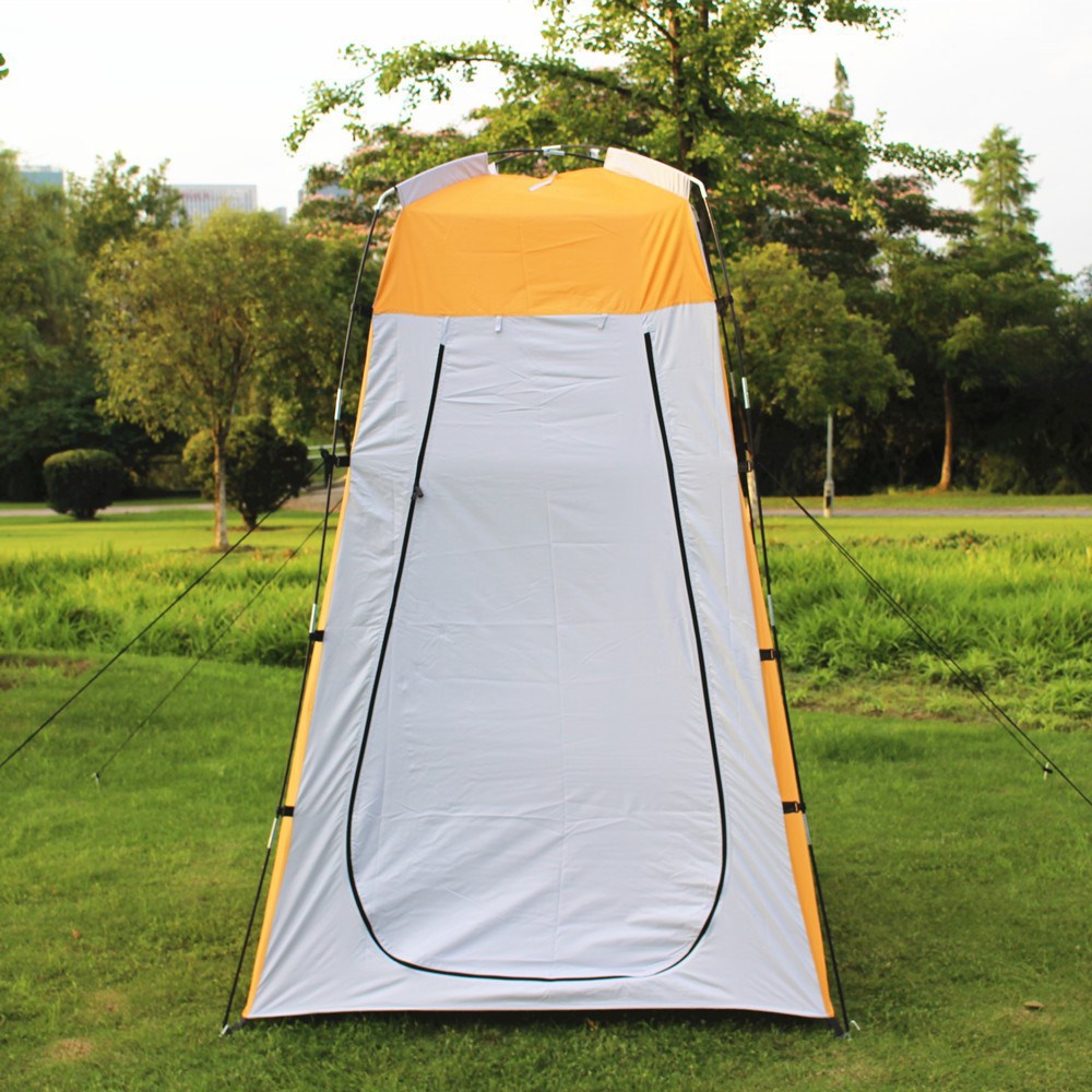 Douche, toilettes, tente de camping