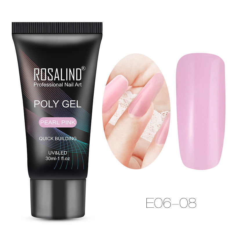 Ongles en cristal, modèle d'ongles, extension d'ongles