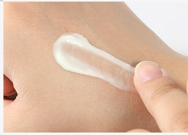 Crème à la lanoline, lotion hydratante, produits de soin de la peau