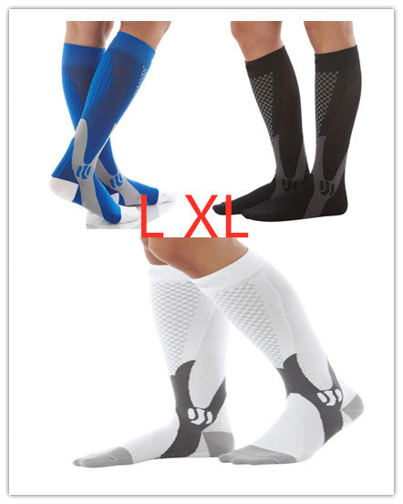 Chaussettes de compression pour hommes et femmes, coupe athlétique graduée optimale, idéales pour la course, les voyages en avion et pour améliorer l'endurance, la circulation et la récupération.