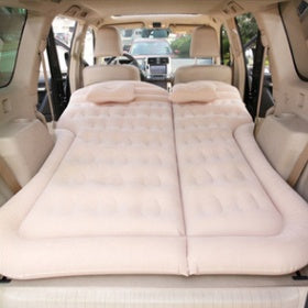 Le lit gonflable pour siège arrière de voiture est pliable.