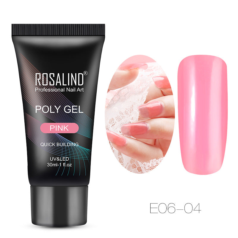 Ongles en cristal, modèle d'ongles, extension d'ongles