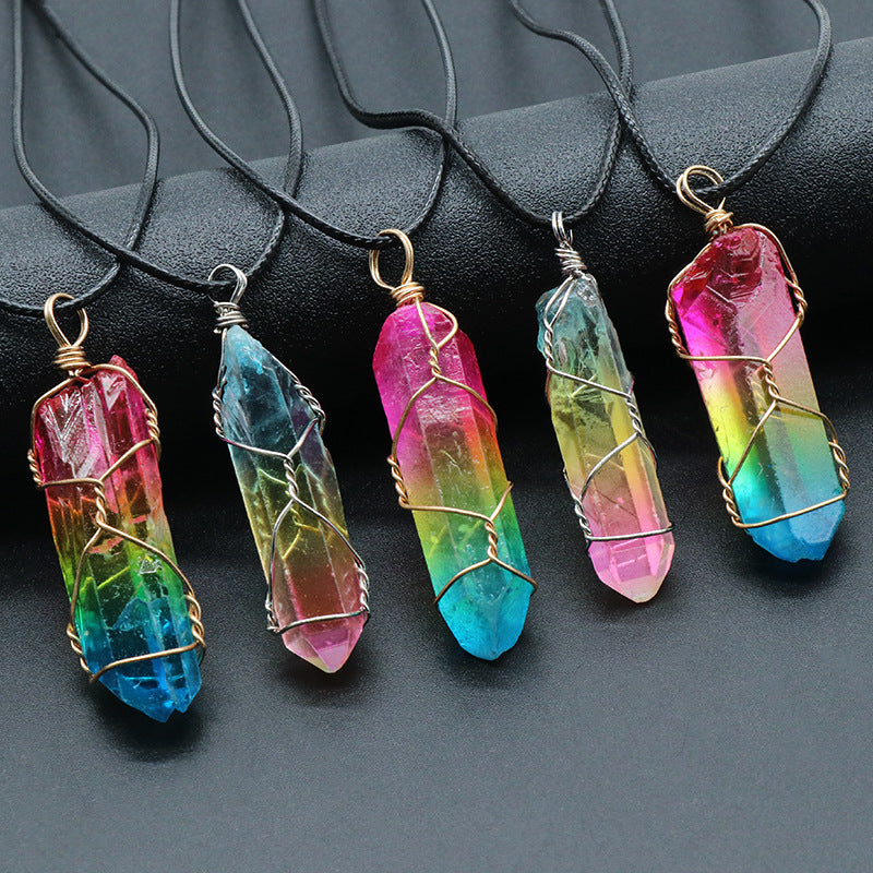Pendentif Arbre de Vie en Cristal et Pierre, un bijou tendance très en vogue