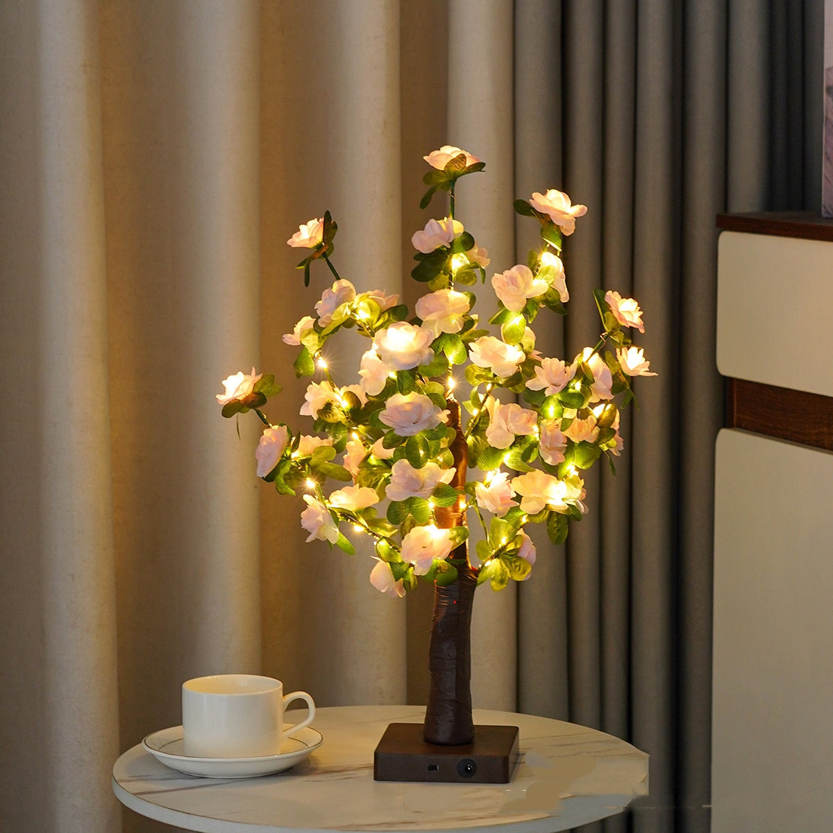 Lampe de table LED en forme d'arbre à feuilles vertes, décoration pour chambre à coucher