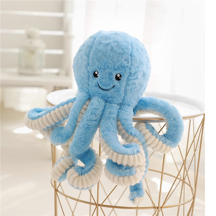 Bébé pieuvre en peluche