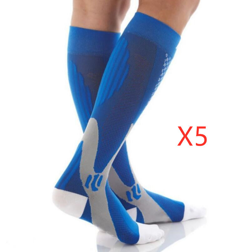 Chaussettes de compression pour hommes et femmes, coupe athlétique graduée optimale, idéales pour la course, les voyages en avion et pour améliorer l'endurance, la circulation et la récupération.