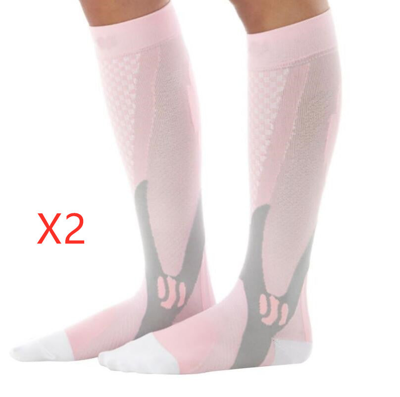 Chaussettes de compression pour hommes et femmes, coupe athlétique graduée optimale, idéales pour la course, les voyages en avion et pour améliorer l'endurance, la circulation et la récupération.