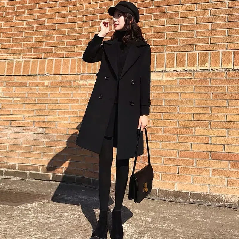 Manteau en laine noir tendance style Chanel