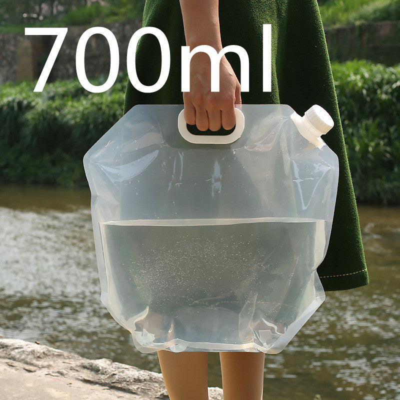 Sac à eau pliable et portable en PVC pour le camping et la randonnée.