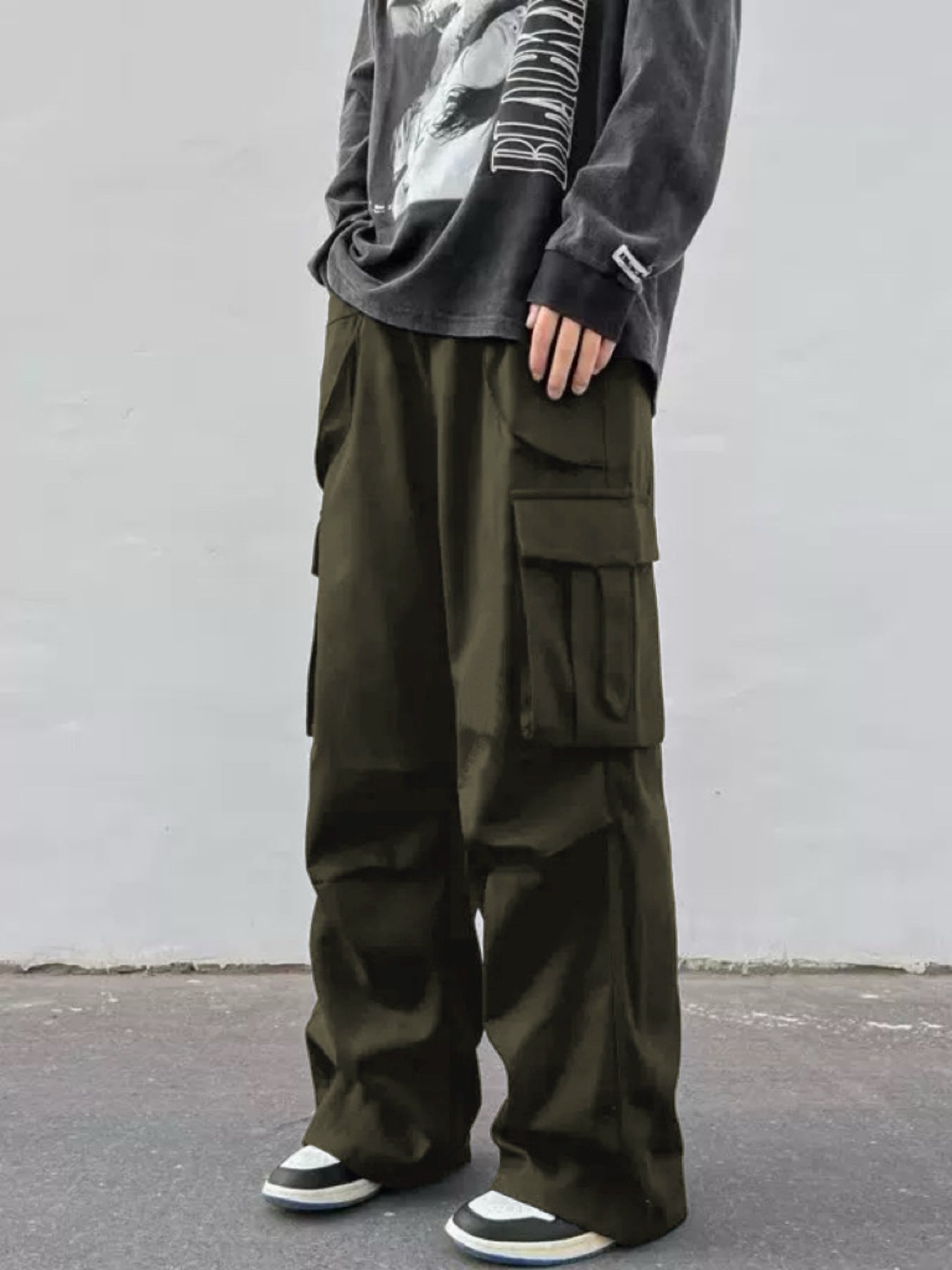 Pantalon parachute taille mi-haute jambes larges coupe décontractée