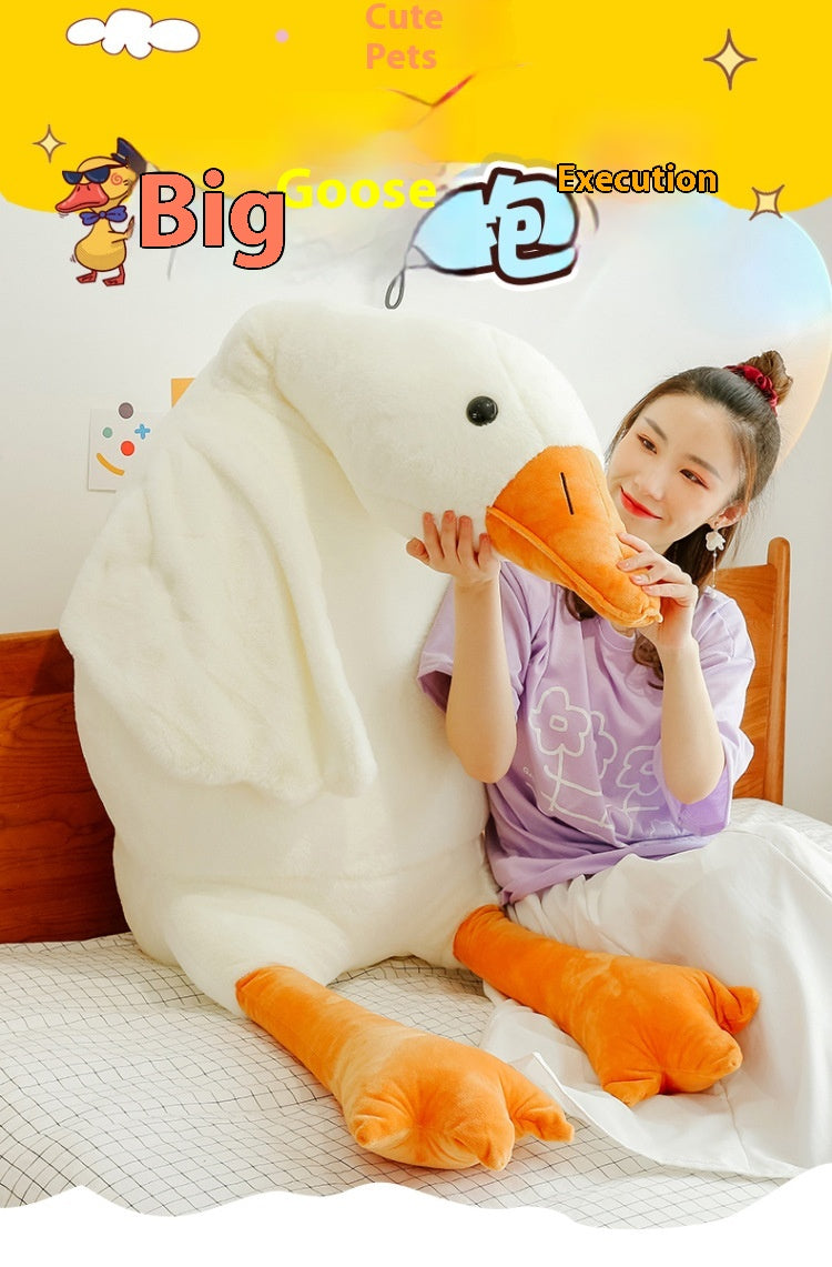 Coussin en peluche représentant une grosse oie blanche mignonne