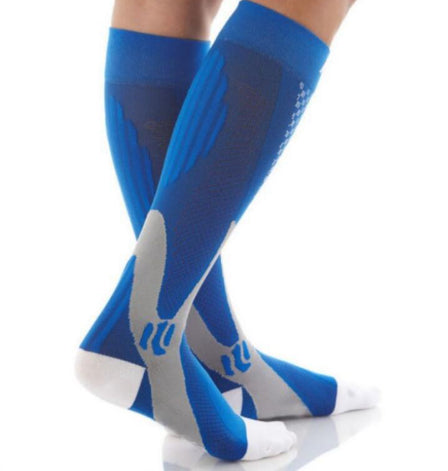 Chaussettes de compression pour hommes et femmes, coupe athlétique graduée optimale, idéales pour la course, les voyages en avion et pour améliorer l'endurance, la circulation et la récupération.
