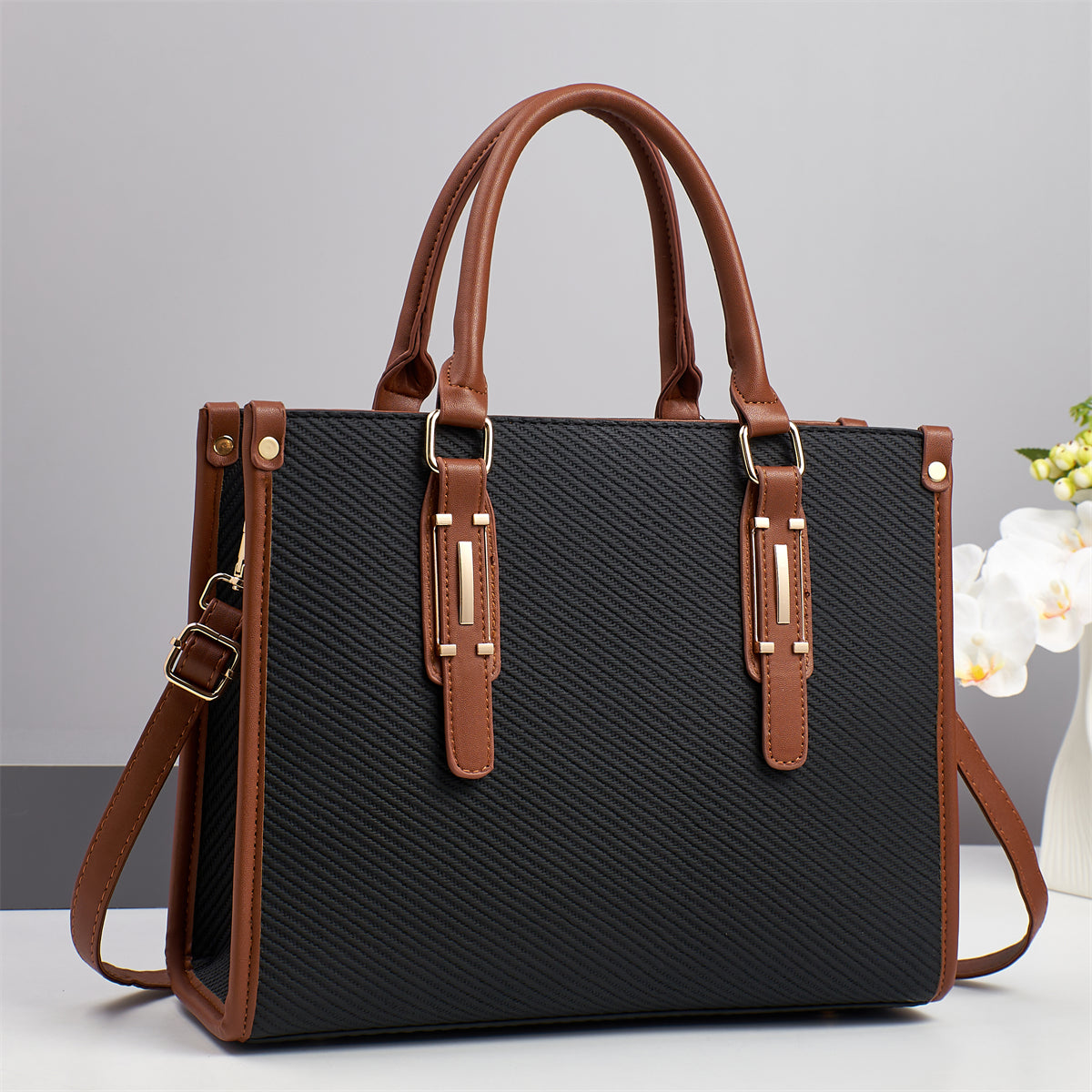 Sac cabas luxe PU Saffiano doublure nylon – Bandoulière chaîne