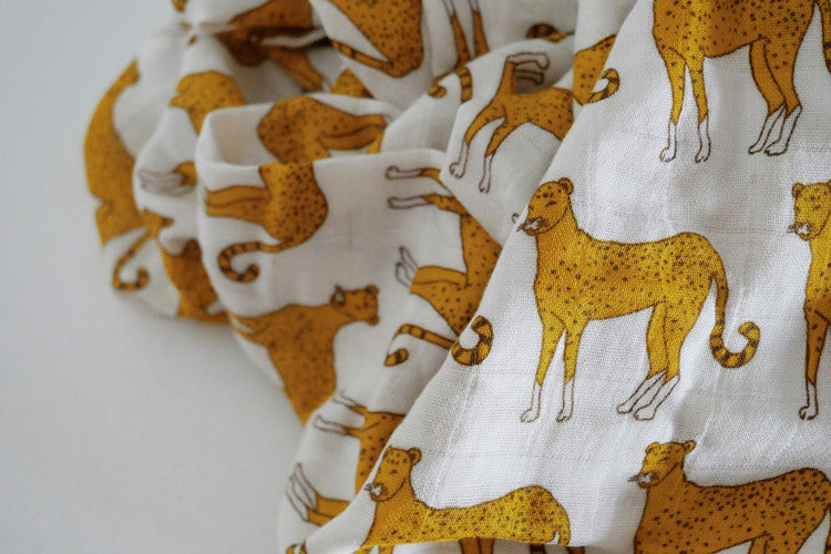 Couverture d'emmaillotage pour bébé en coton biologique naturel