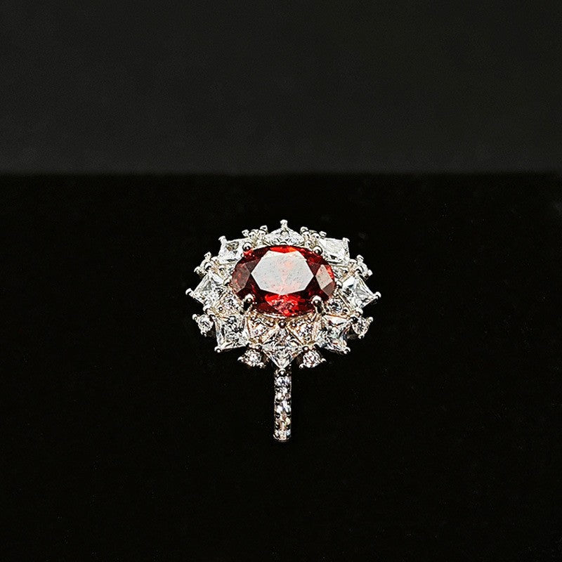Bague en argent S925 avec ouverture ajustable ornée d'un zircon rouge sang de pigeon de haute qualité