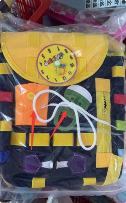 Sac à dos tableau d'activités pour tout-petits avec boucles et jouets d'éveil pour développer les compétences de base de la vie quotidienne