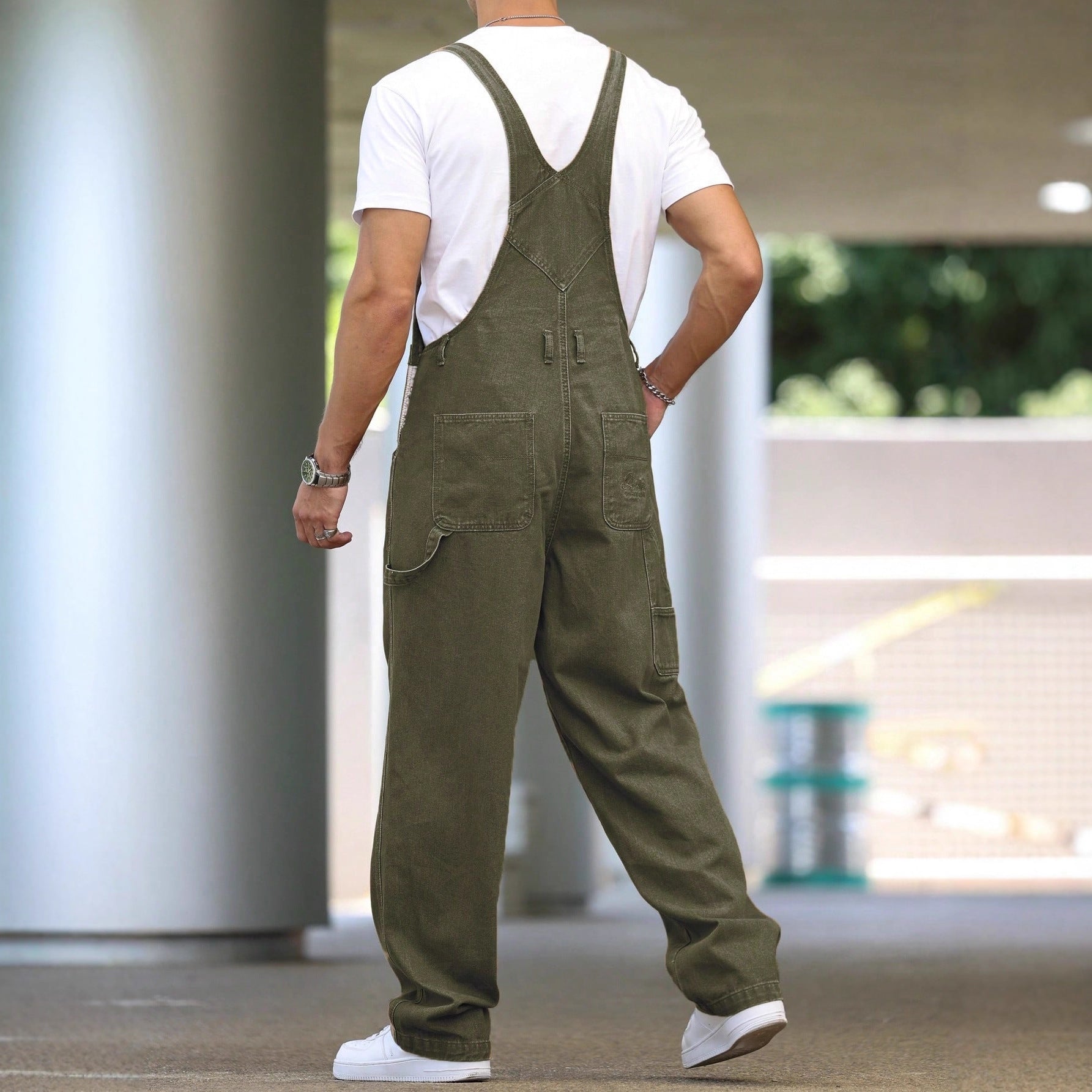 Pantalon en jean à bretelles tendance, style streetwear décontracté, idéal pour le travail