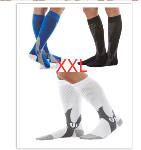Chaussettes de compression pour hommes et femmes, coupe athlétique graduée optimale, idéales pour la course, les voyages en avion et pour améliorer l'endurance, la circulation et la récupération.