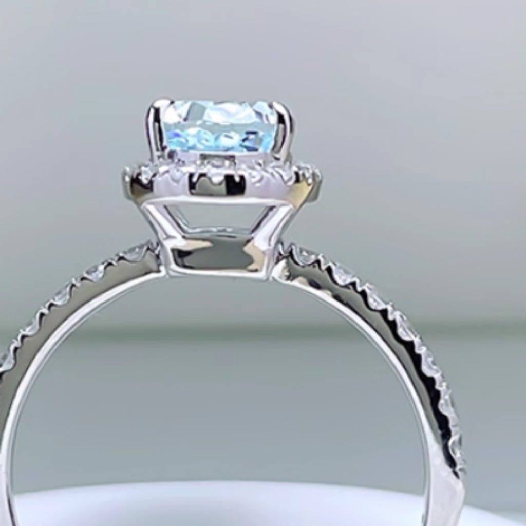 Bague trésor bleu marine de 1,5 carat, luxe discret et de niche